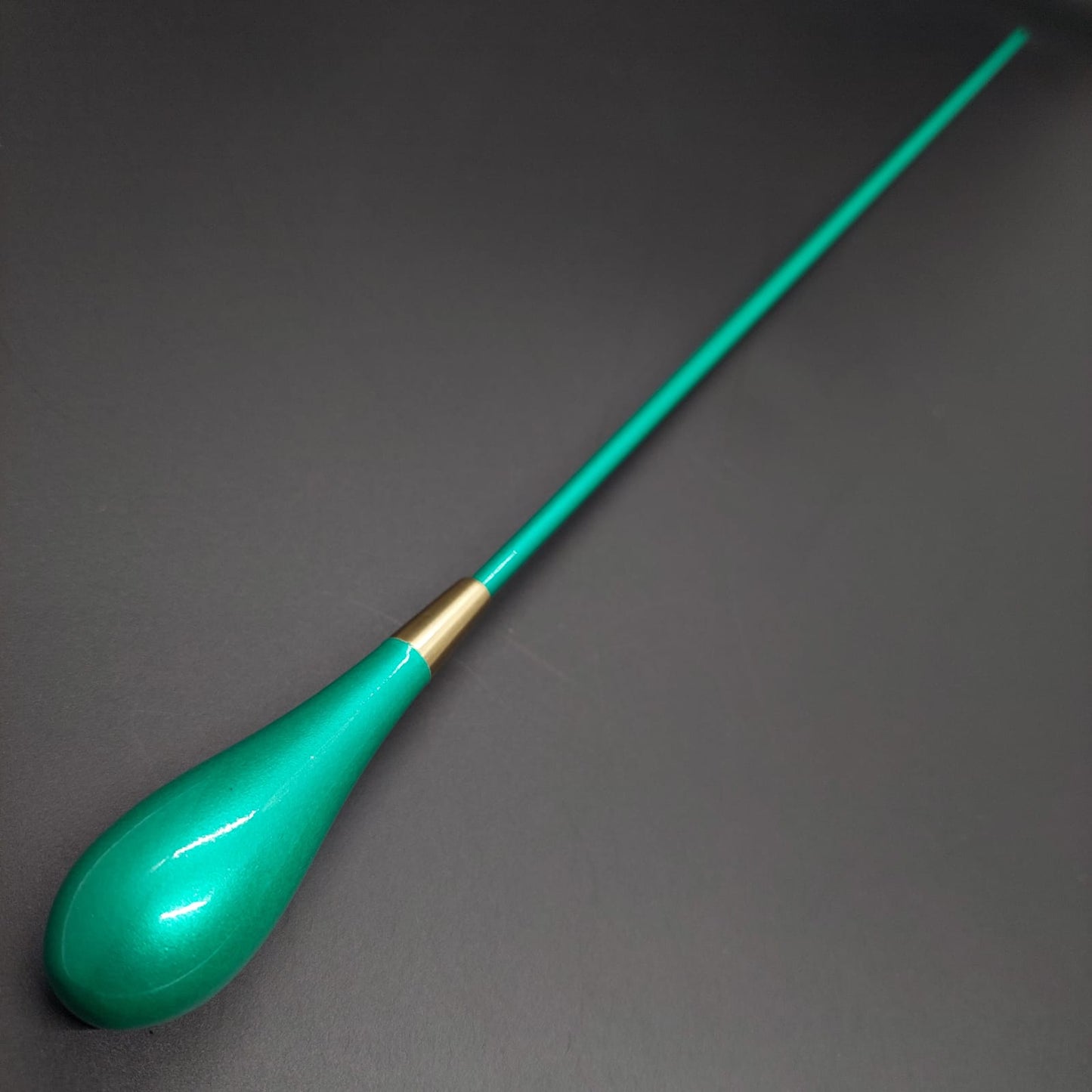 Batuta Clásica Madera Colorida y Metal - Verde