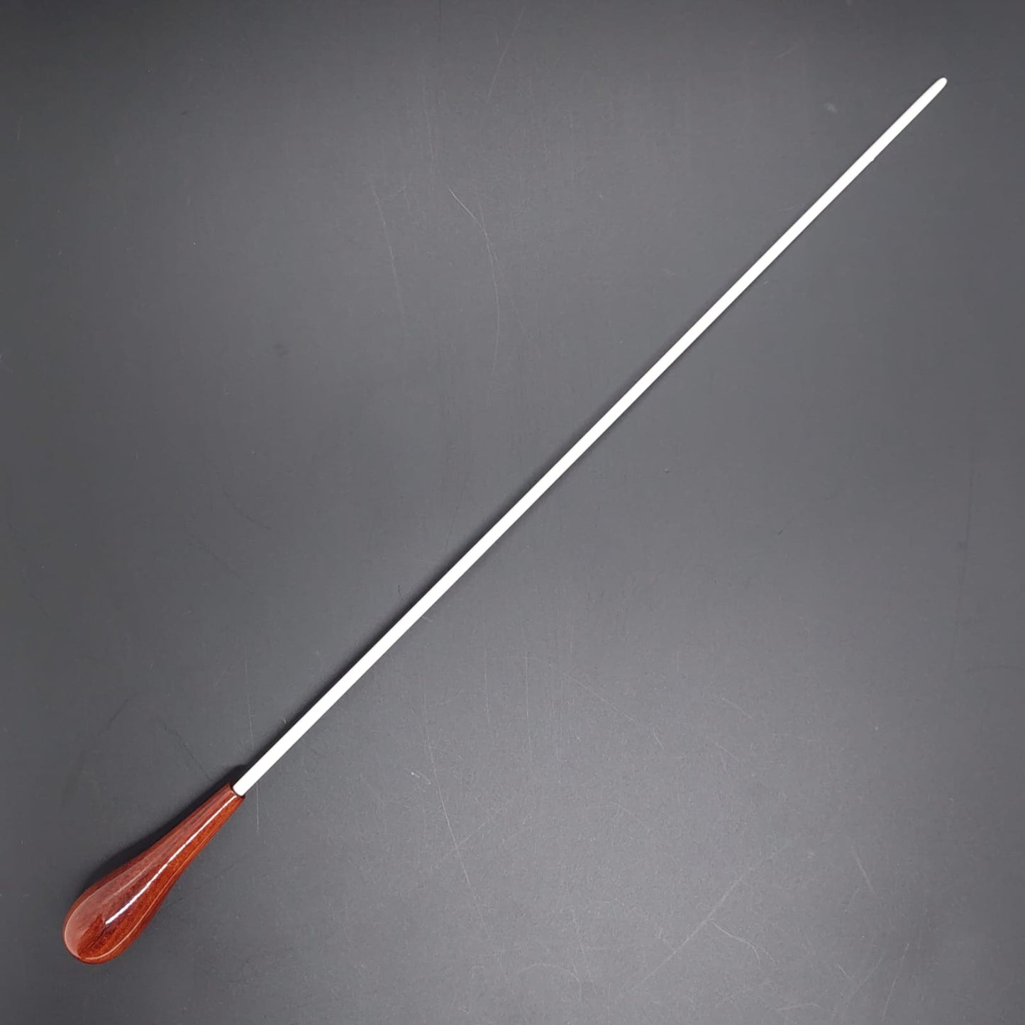 Batuta Clásica Madera Rubí