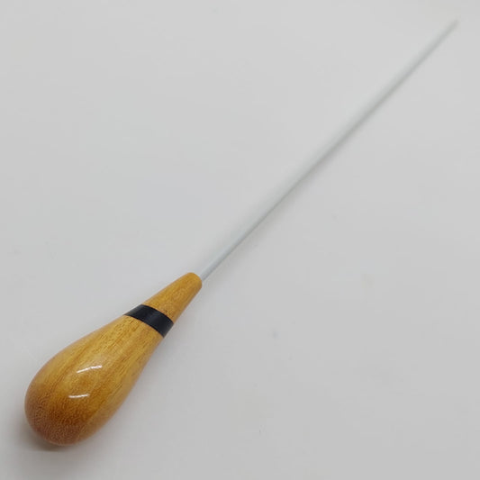 Batuta Clássica Madeira Entalhada - Amarelada