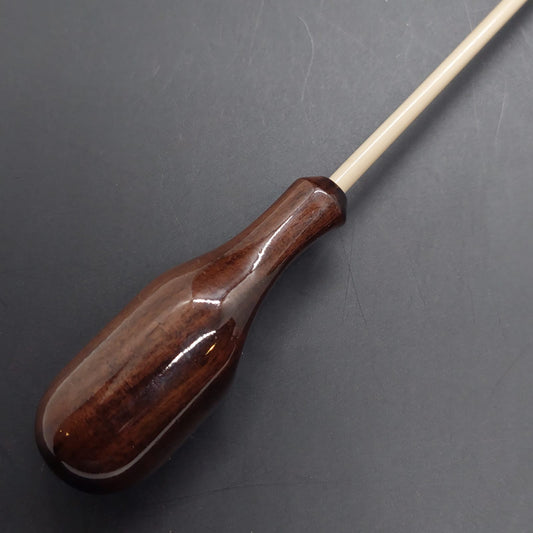 Batuta Anatômica Madeira Café