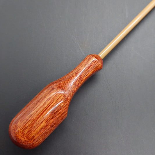 Batuta Anatômica Madeira Rubi