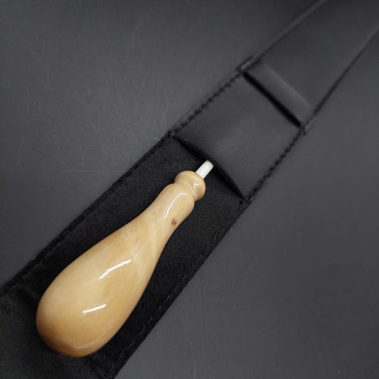 Combo - Batuta Clássica Vintage Madeira Clara e Case Preto