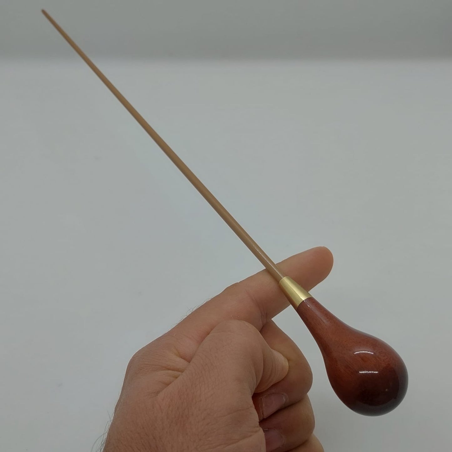 Batuta Clássica Bolinha Madeira e Metal - Rubi