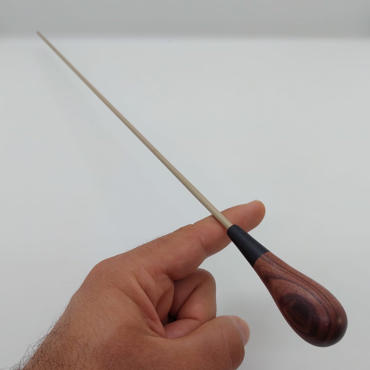 Batuta Clássica Madeira Entalhada Ébano - Zebrawood