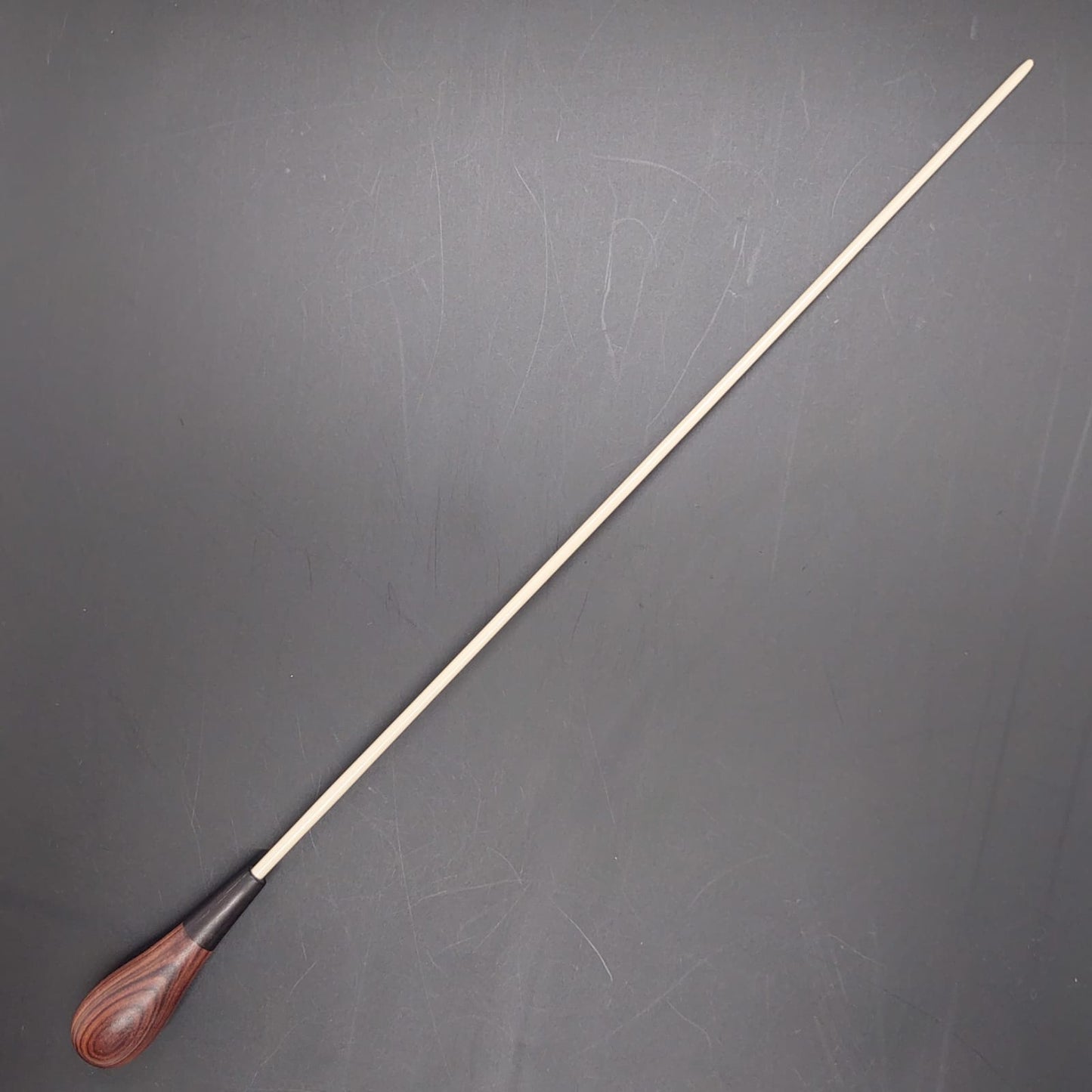 Batuta Clássica Madeira Entalhada Ébano - Zebrawood