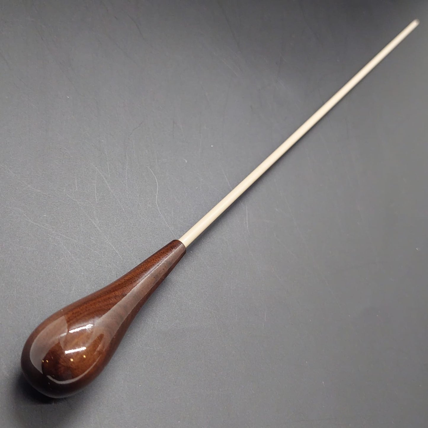 Batuta Clássica Madeira Café