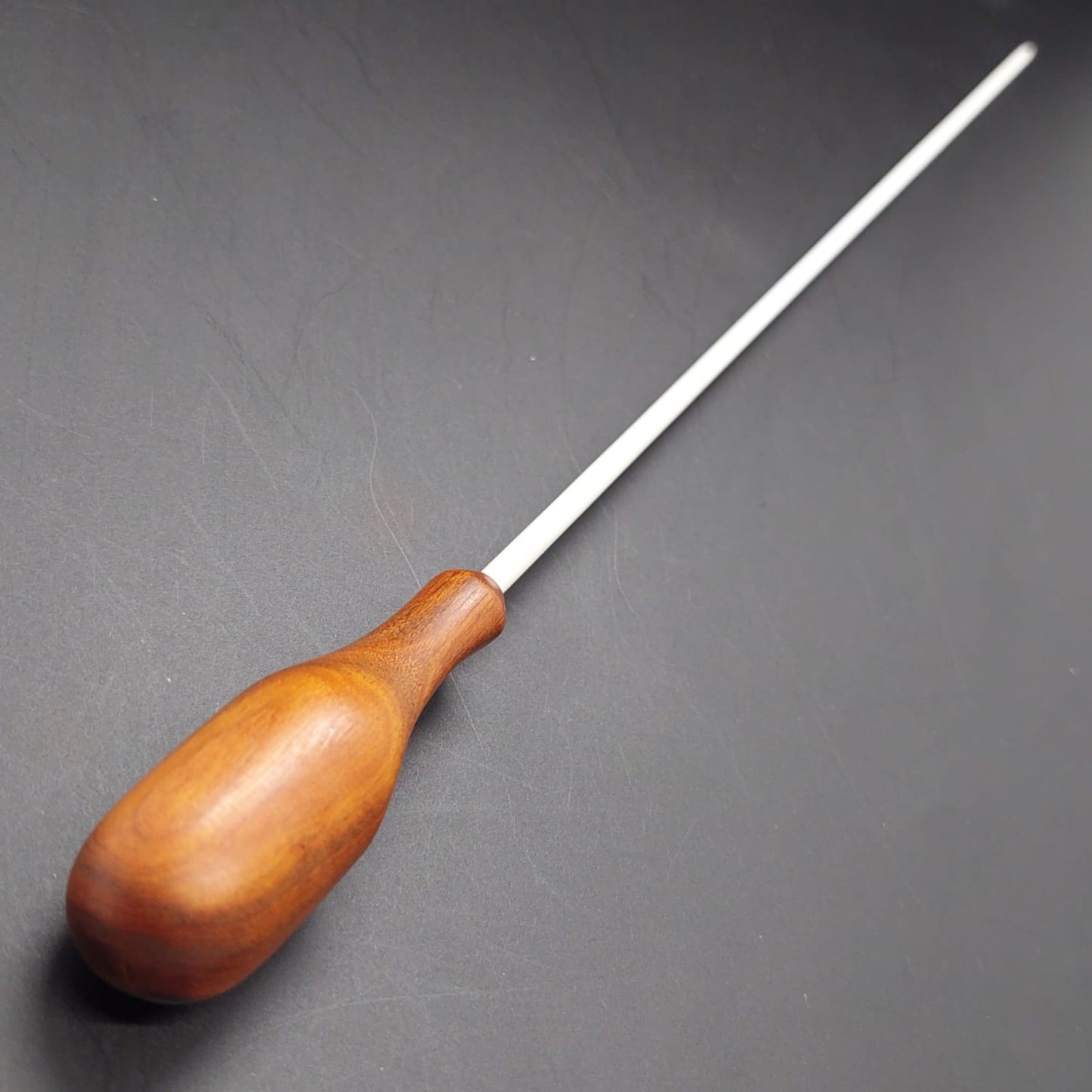 Batuta Anatômica Madeira Jacarandá Baroni Natural