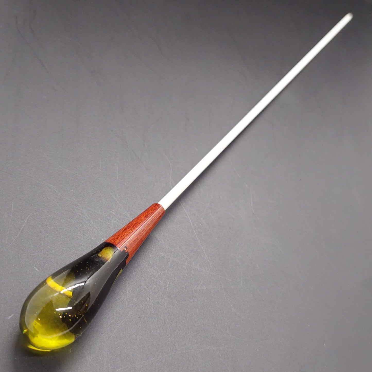 Batuta Clássica Resina e Madeira - Âmbar