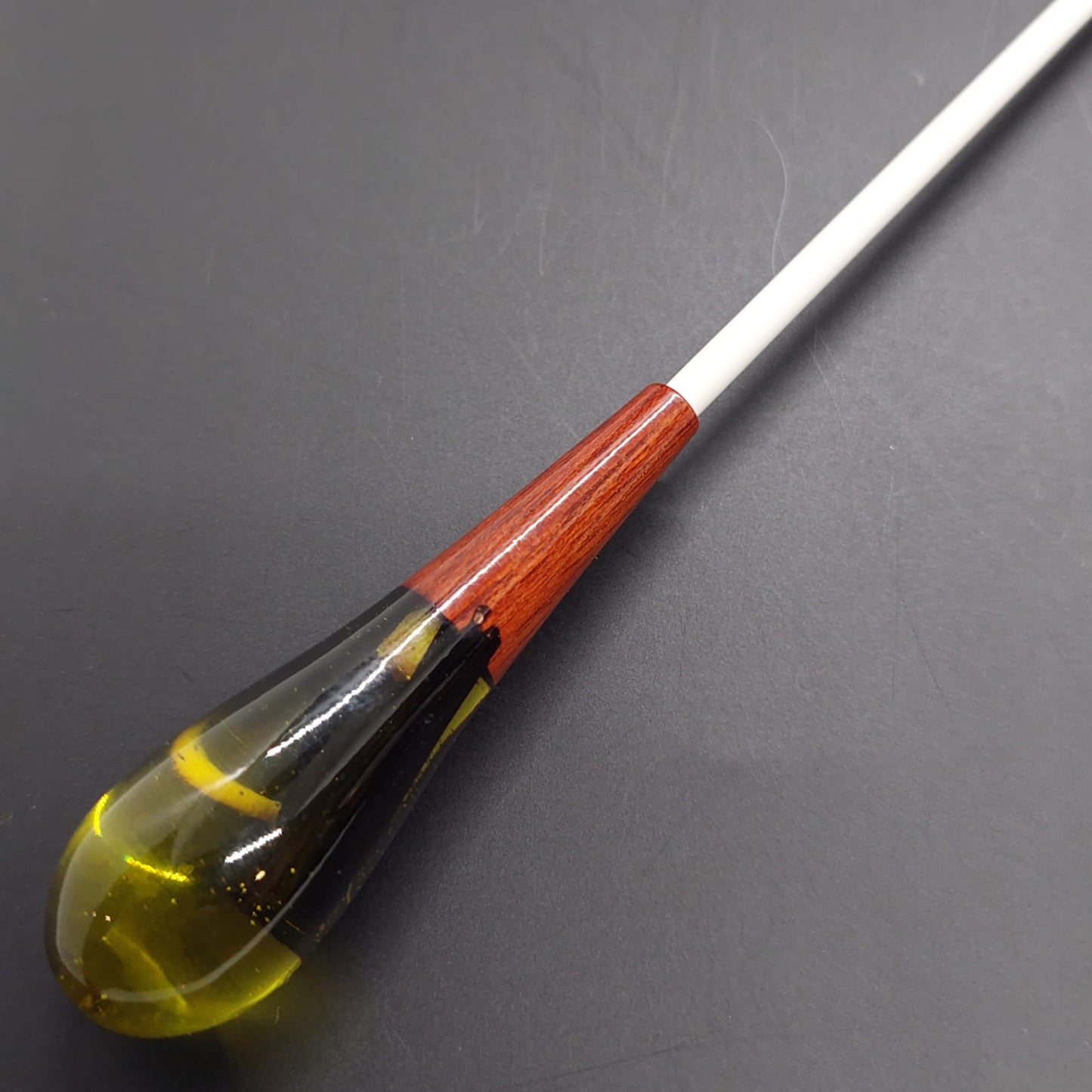 Batuta Clássica Resina e Madeira - Âmbar