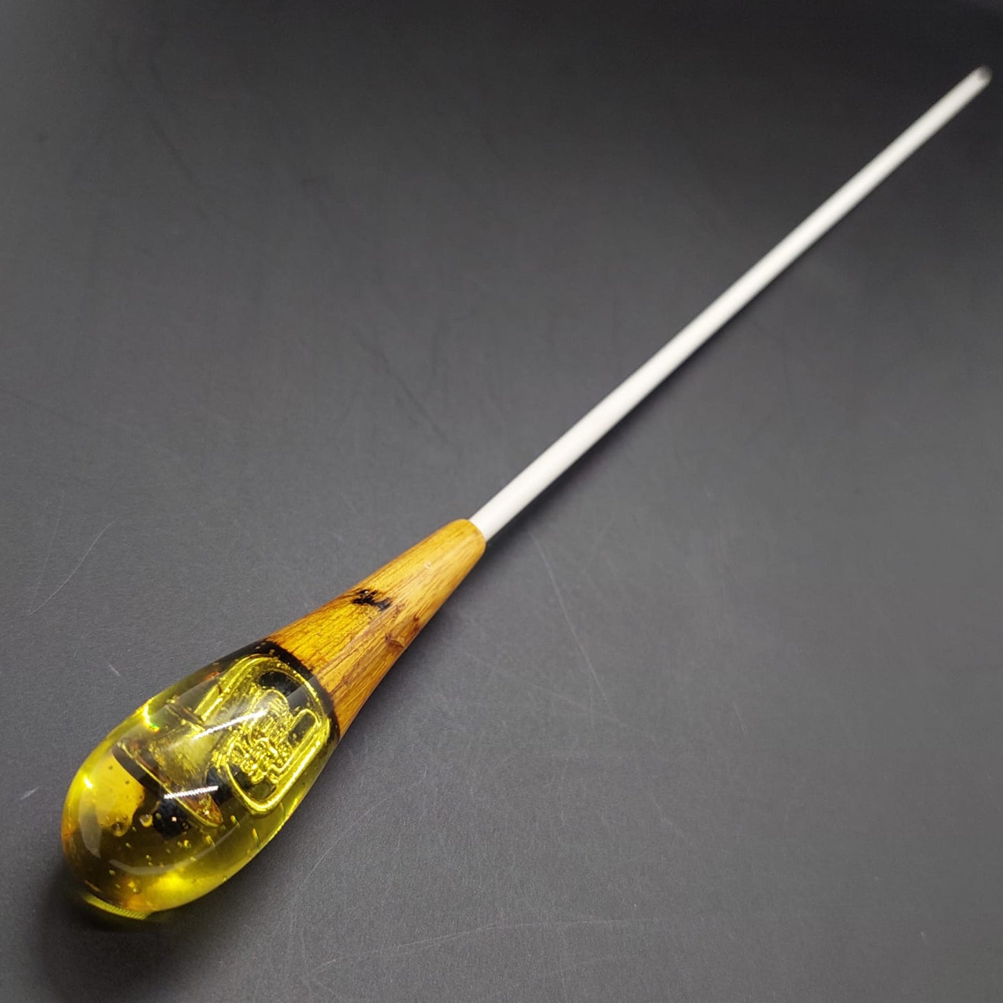 Batuta Clássica Instrumento Musical - Tuba