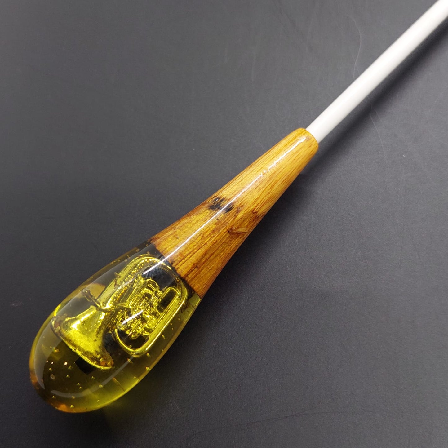 Batuta Clássica Instrumento Musical - Tuba