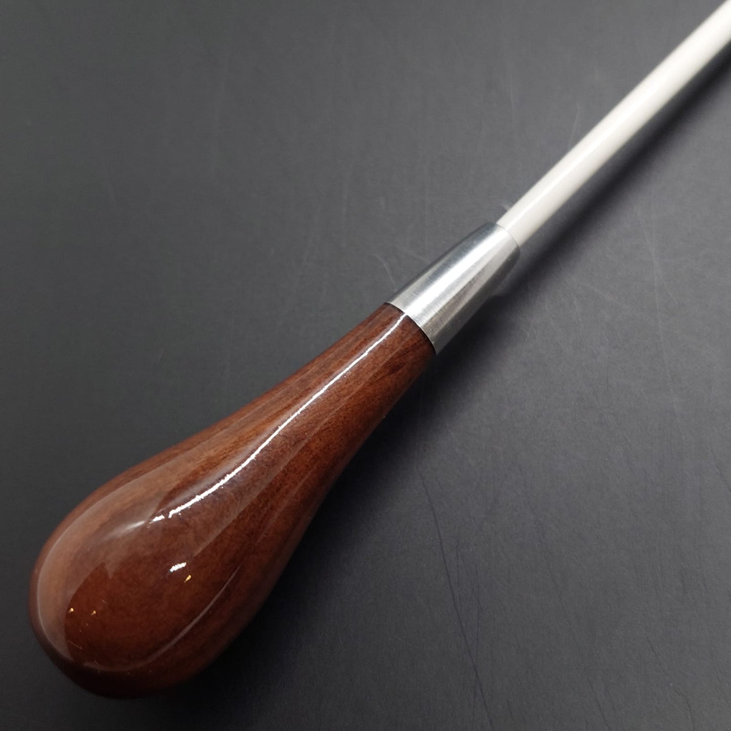 Batuta Clássica Madeira e Metal - Café