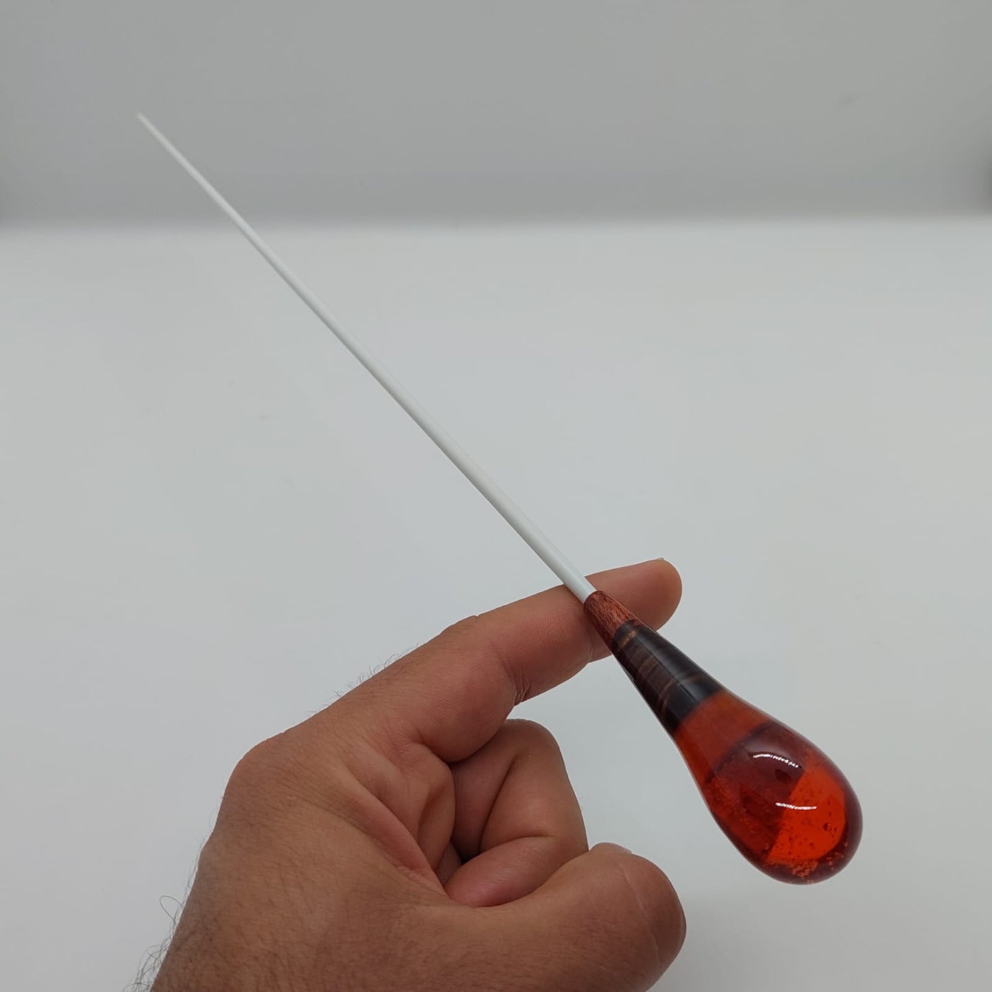 Batuta Clásica Resina y Madera - Cereza