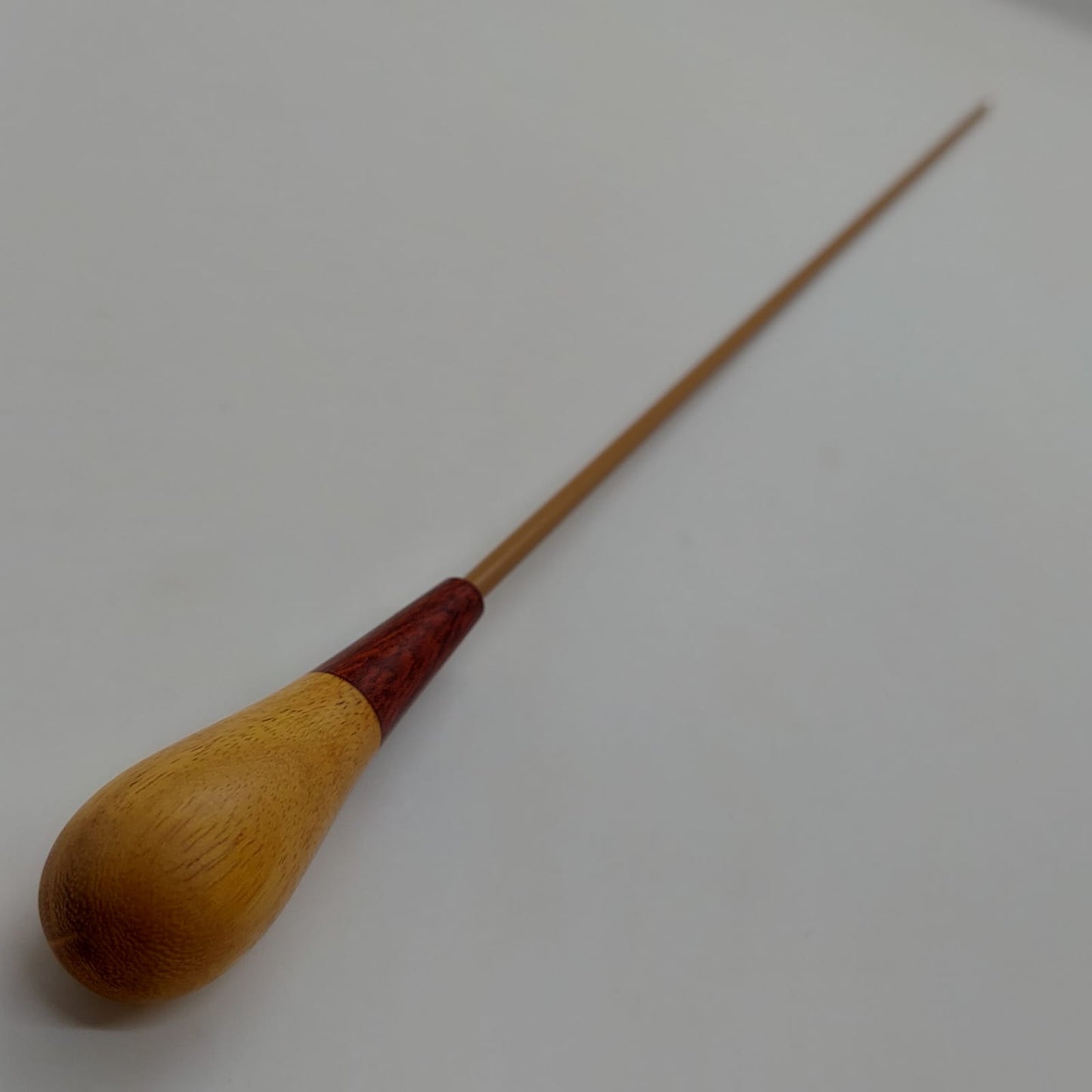 Combo - Batuta Clássica Madeira Entalhada Rubi e Case Azul