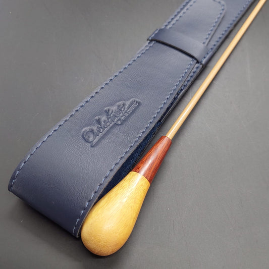 Combo - Batuta Clássica Madeira Entalhada Rubi e Case Azul