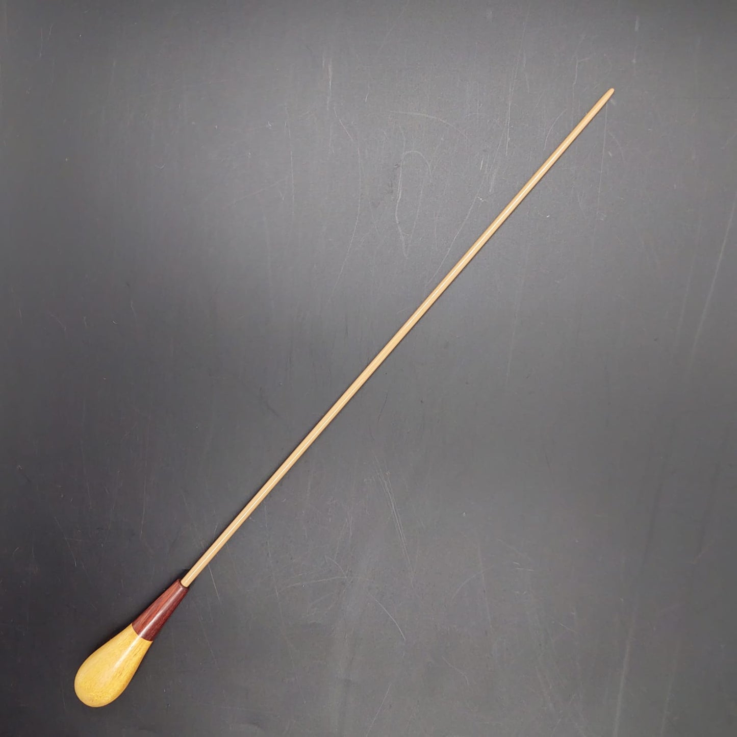 Combo - Batuta Clássica Madeira Entalhada Rubi e Case Azul