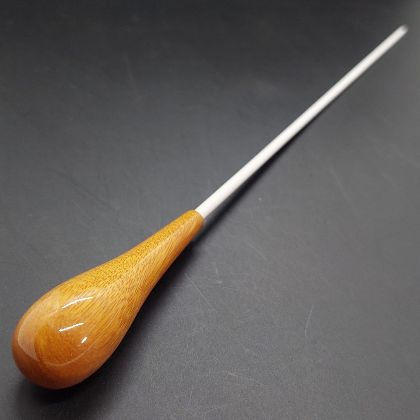 Classic Baton - Yellowish Wood