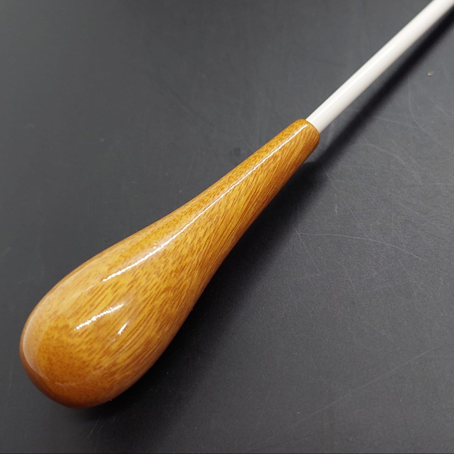 Classic Baton - Yellowish Wood