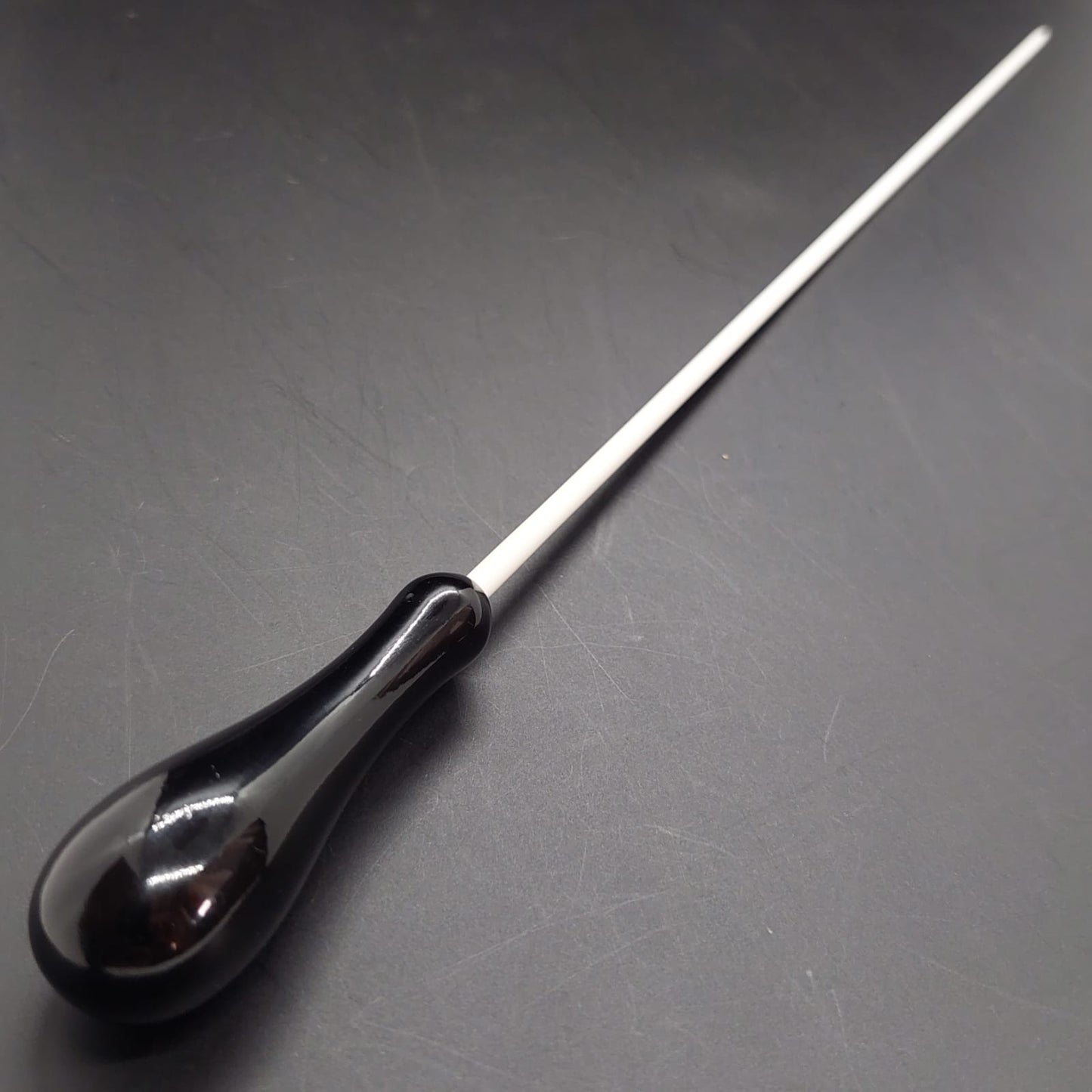 Combo - Batuta Clássica Vintage Madeira Rubi e Case Bege