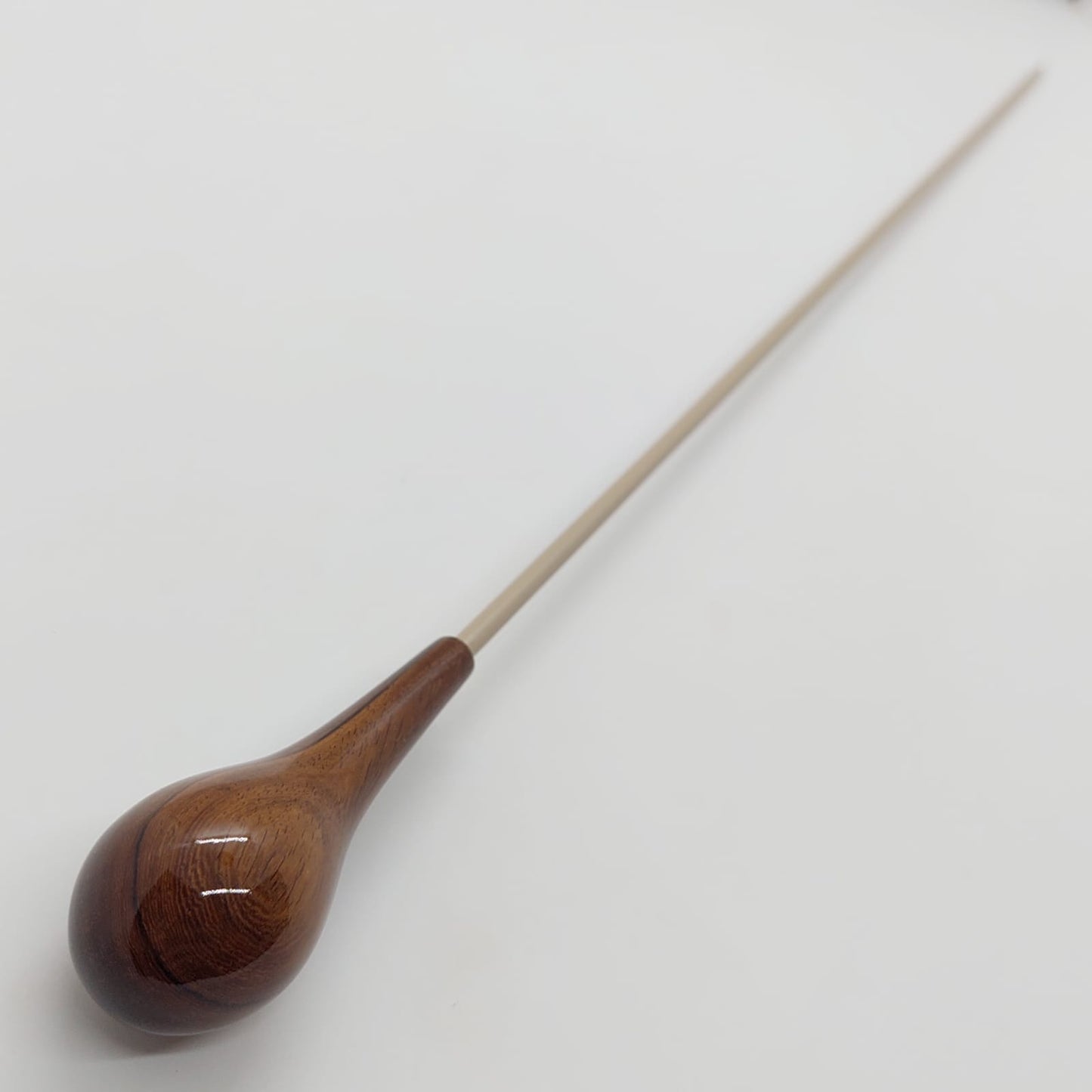 Batuta Clássica Bolinha Madeira Cedro