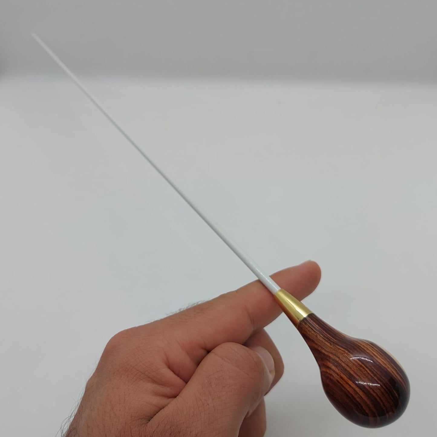 Batuta Clássica Bolinha Madeira e Metal - Zebrawood