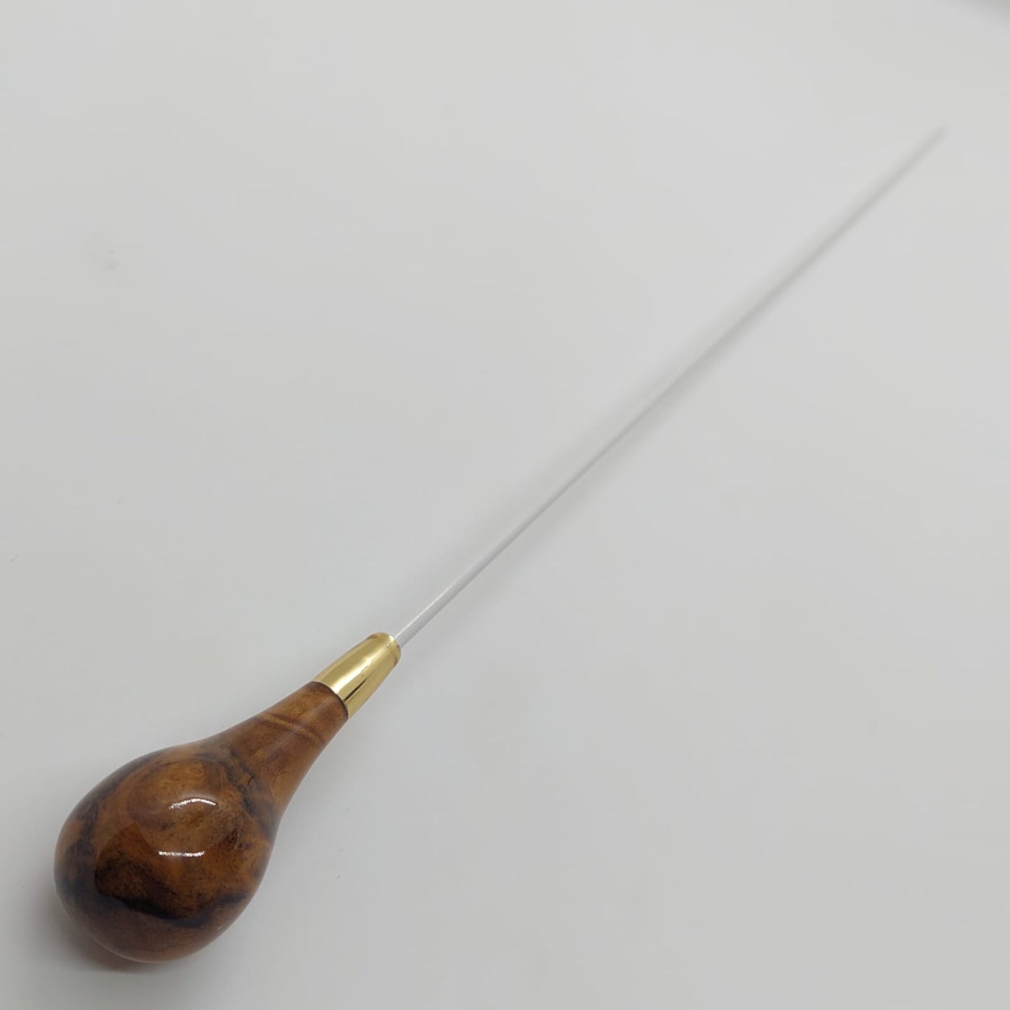 Batuta Clássica Bolinha Madeira e Metal - Burl de Ipê