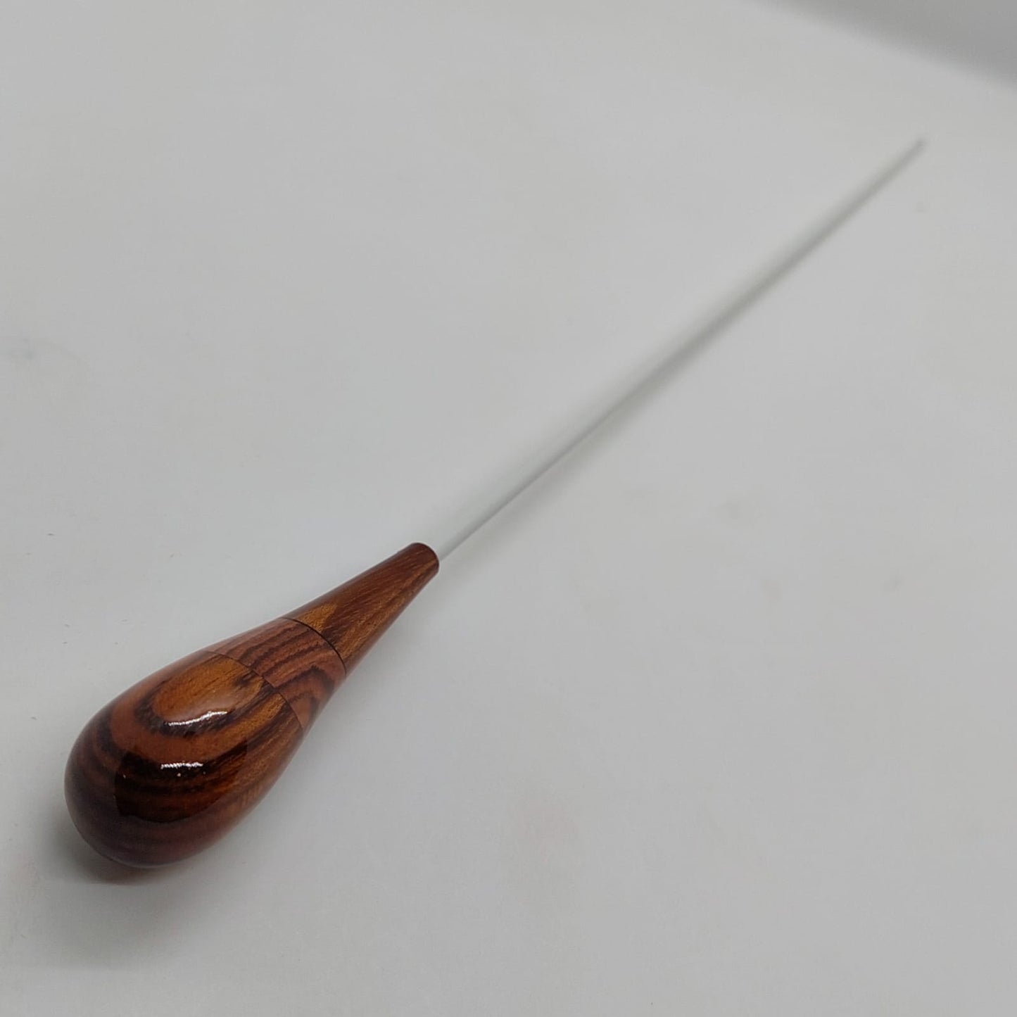 Batuta Clásica Madera Tallada - Modelo 1