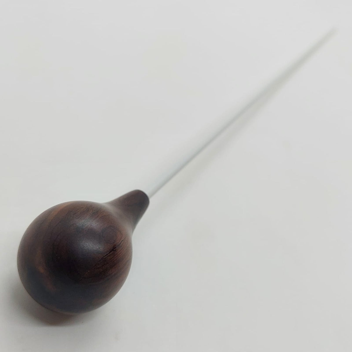 Batuta Clássica Bolinha Madeira Café Natural